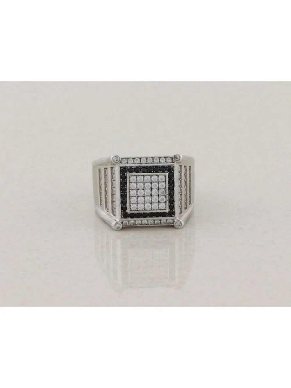 Men's Blue & White Cubic Zirconia Ring Size 10 1/4 Mens